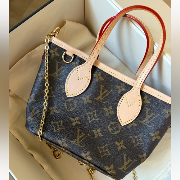✨100% Authentic Louis Vuitton Neverfull BB In Monogram In Beige⭐️ - Picture 7 of 14